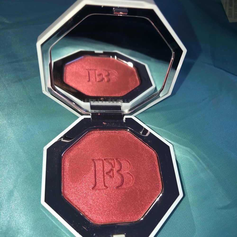 fenty ruby richez killawatt highlighter